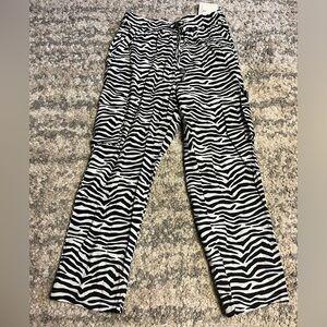 NWT Jules & Leopold Cropped Jogger